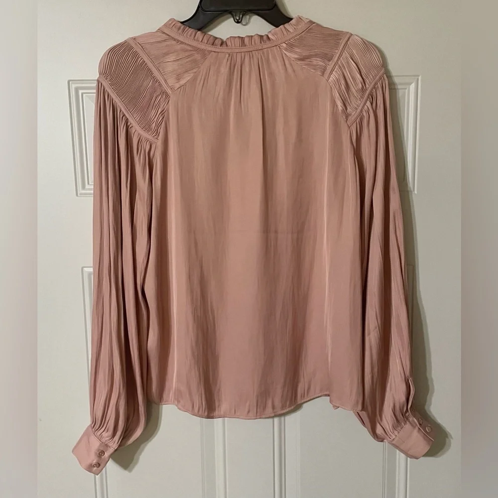 Rachael Zoe Pleated Shoulder Long Sleeve Peasant Top Size XS New Business Pink